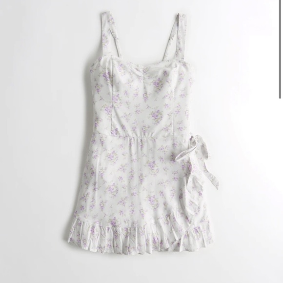 Hollister white wrap-dress with side tie. Size S - Picture 4 of 4